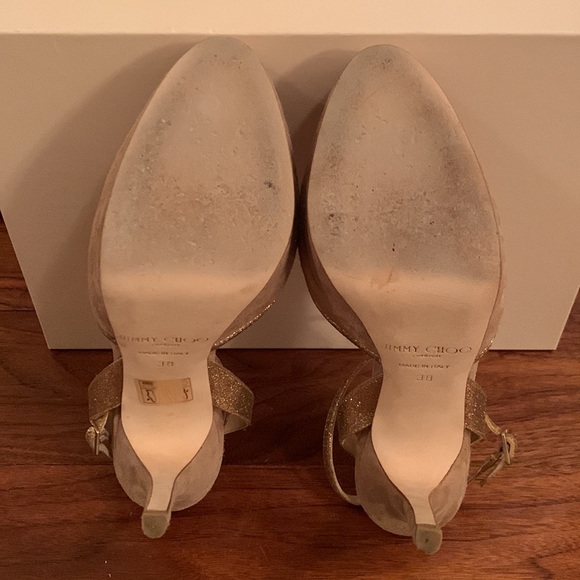 Jimmy Choo Quake Round Toe Heels - Picture 6 of 10